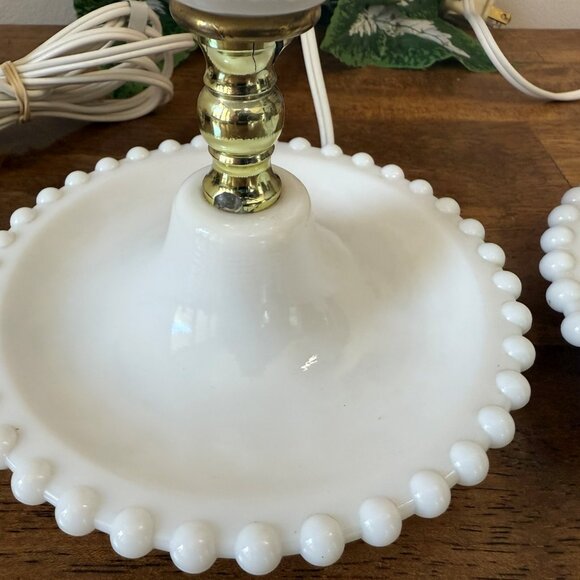 Pair of Hobnail Milk Glass Lamps Mid-Century Bedside Table Lamps Cottagecore MCM - Picture 3 of 5